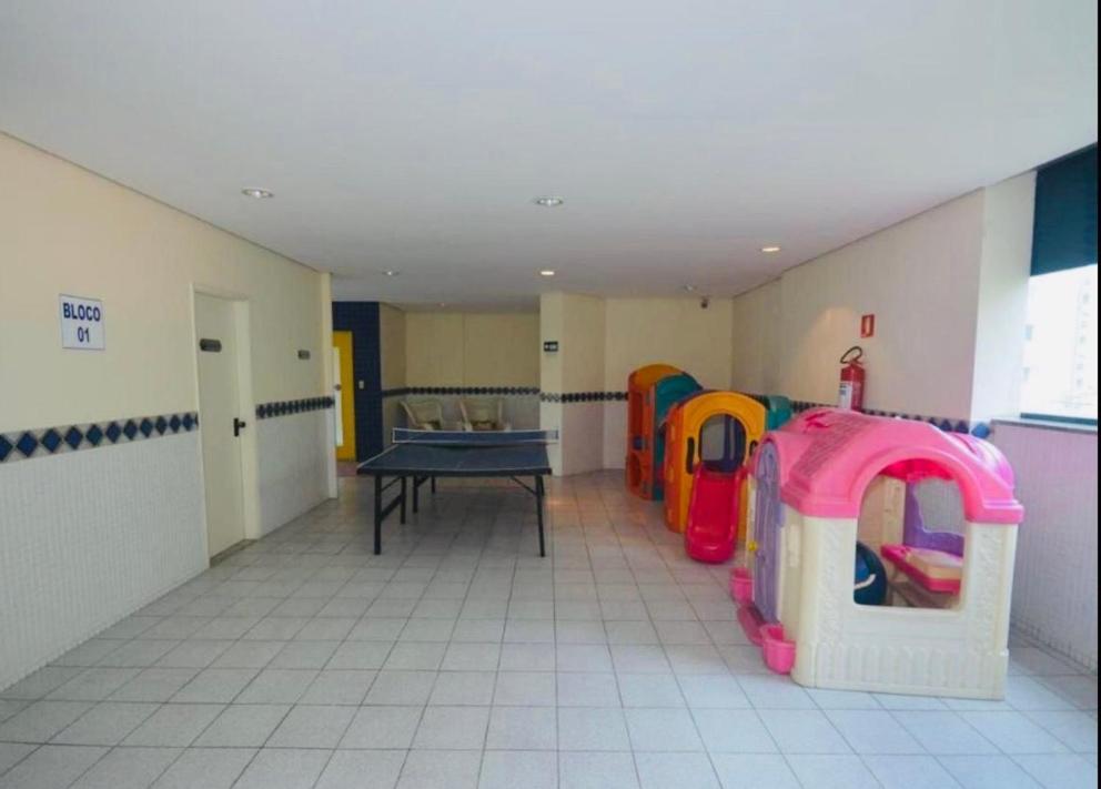 Apto Aconchegante: Beachfront Comfort with BBQ & Daily Cleaning Guaruja Exterior photo